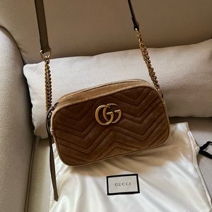 Small GG Marmont Velvet Camera Bag